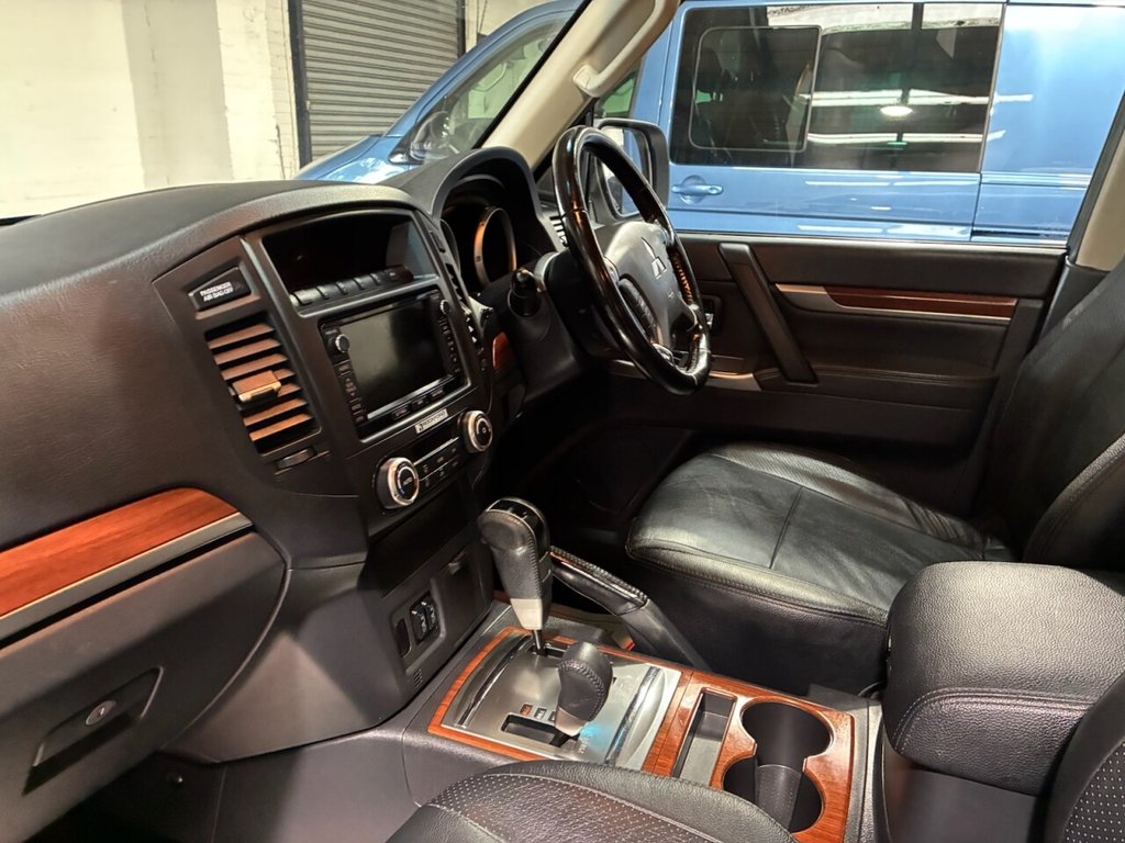 Used Mitsubishi Shogun 2013 for sale - 76469951: Photo 25