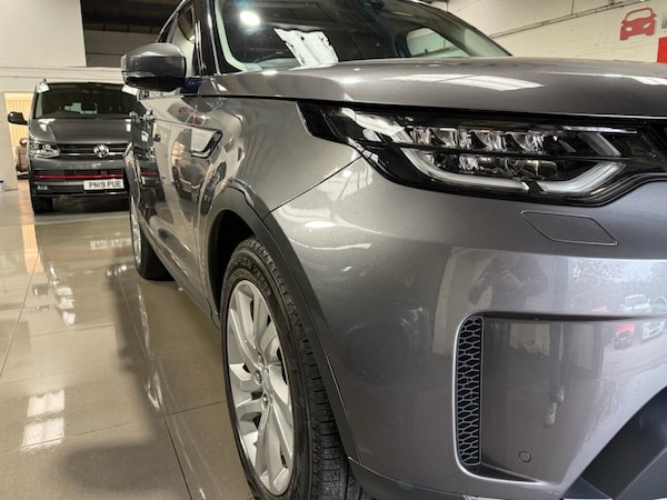 Used Land Rover Discovery 2018 for sale - 76304127: Photo 10