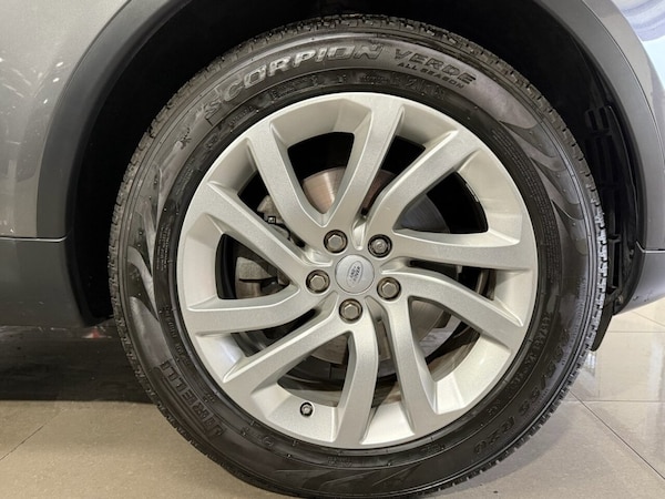 Used Land Rover Discovery 2018 for sale - 76304127: Photo 15