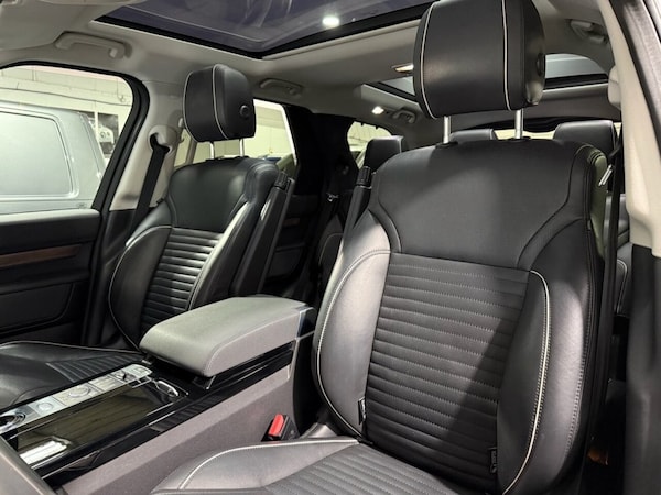 Used Land Rover Discovery 2018 for sale - 76304127: Photo 32