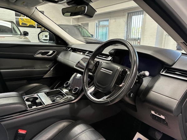 Used Land Rover Range Rover Velar 2017 for sale - 75549256: Photo 18