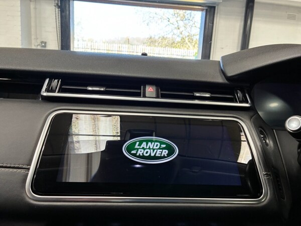 Used Land Rover Range Rover Velar 2017 for sale - 75549256: Photo 27