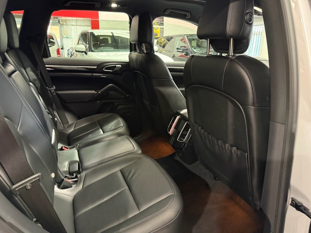 Used Porsche Cayenne 2013 for sale - 77642237: Photo 20