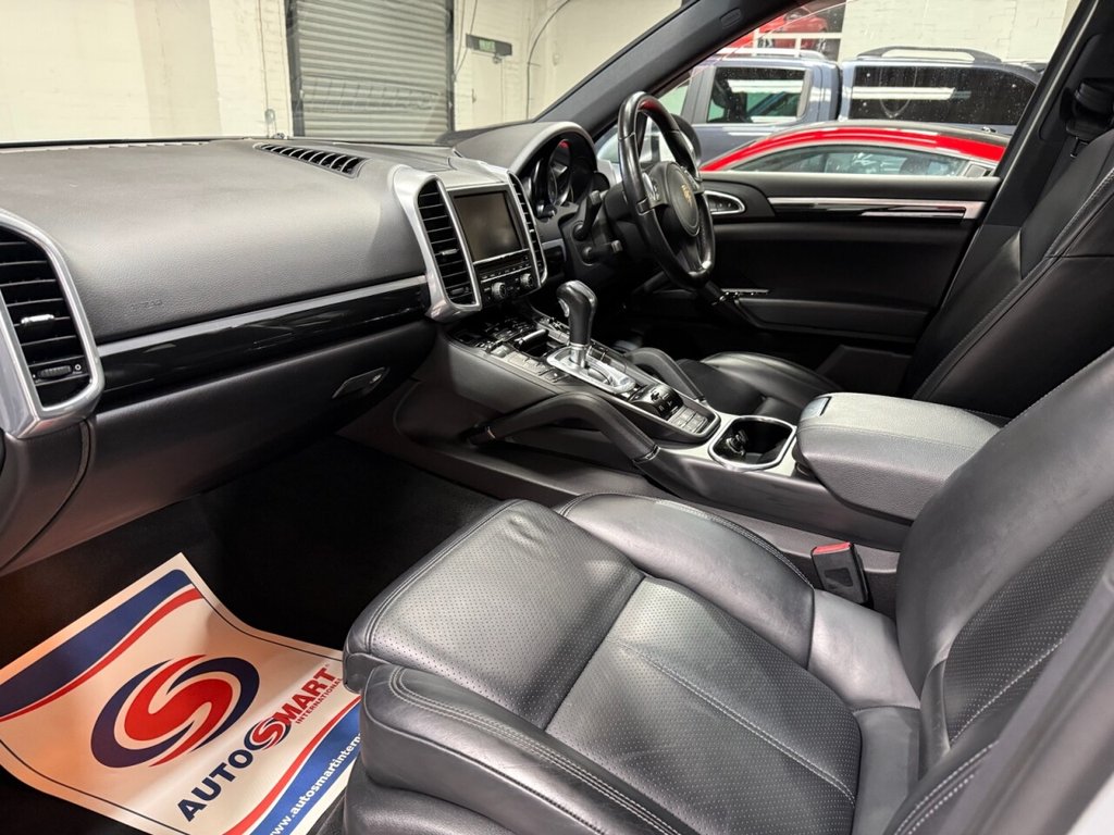 Used Porsche Cayenne 2013 for sale - 77642237: Photo 26