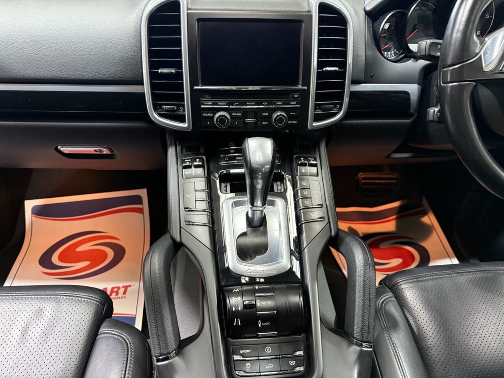 Used Porsche Cayenne 2013 for sale - 77642237: Photo 28