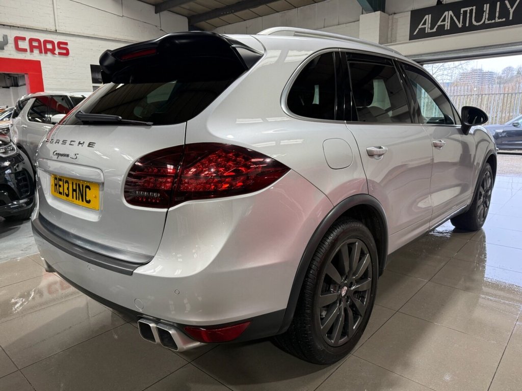 Used Porsche Cayenne 2013 for sale - 77642237: Photo 6