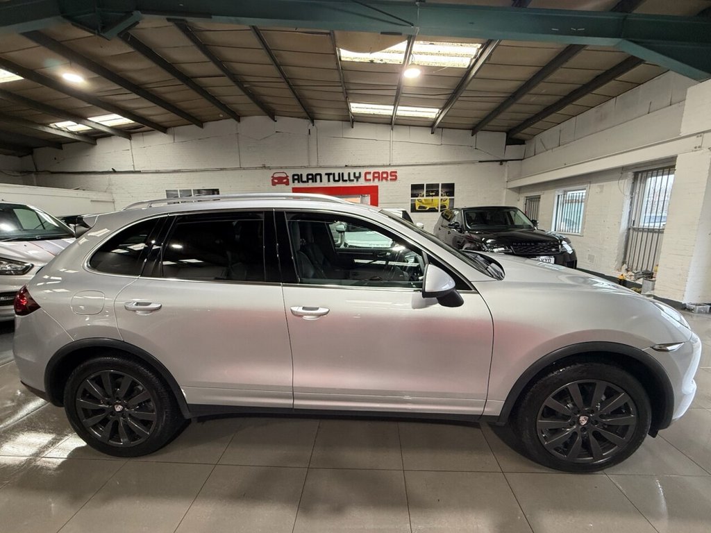 Used Porsche Cayenne 2013 for sale - 77642237: Photo 8