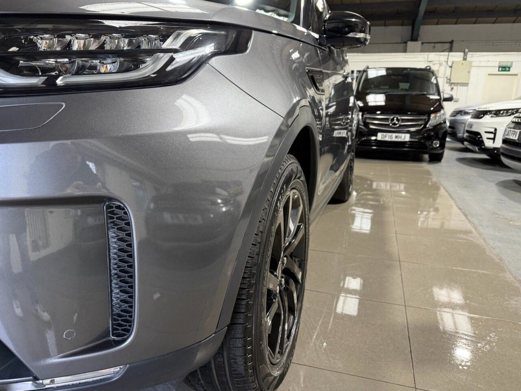 Used Land Rover Discovery 2018 for sale - 77463827: Photo 9