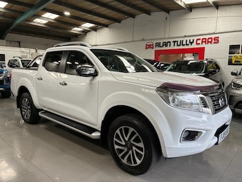 Nissan - Navara