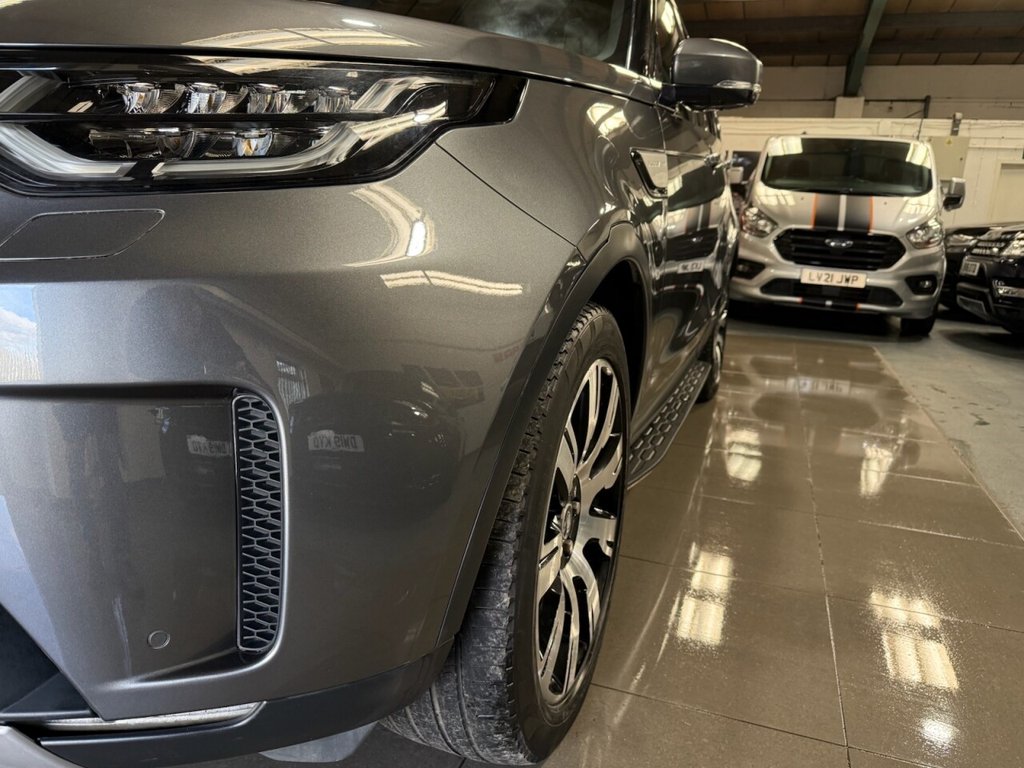 Used Land Rover Discovery 2017 for sale - 77642192: Photo 9