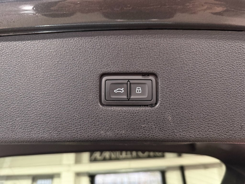 Used Audi Q8 2019 for sale - 77026822: Photo 28