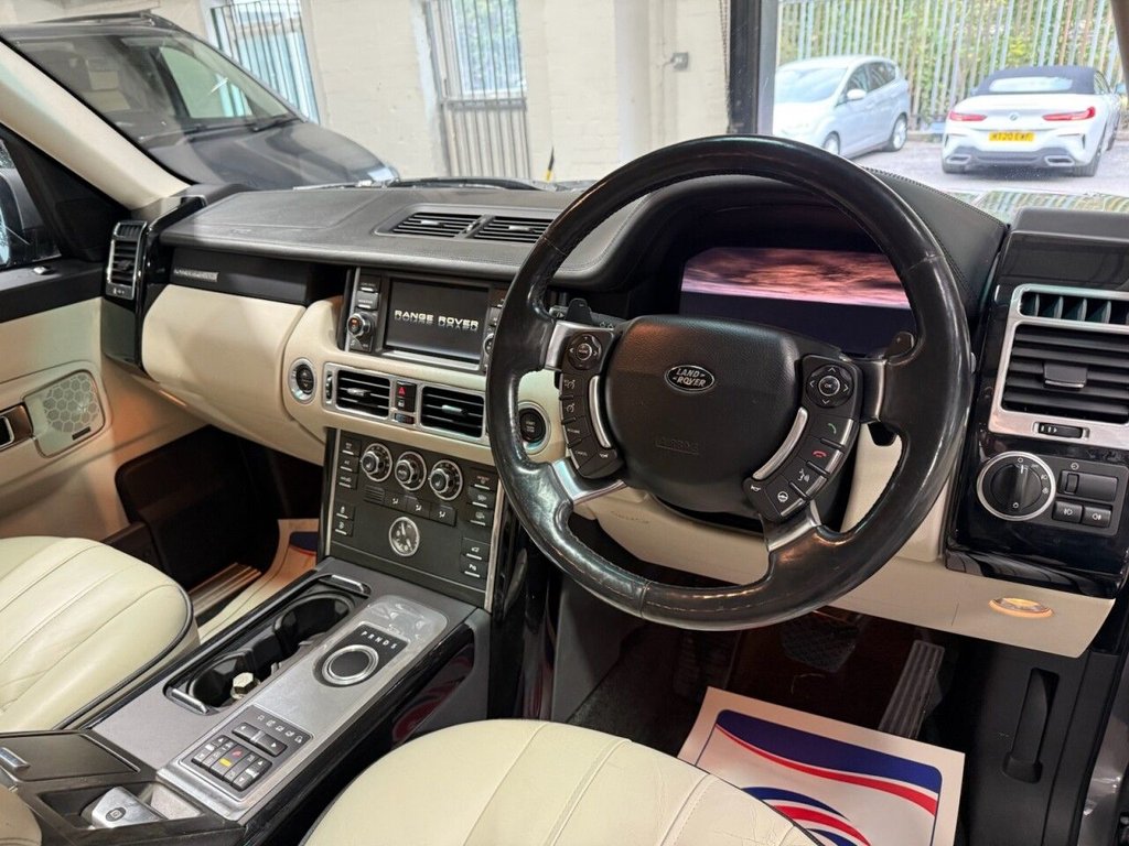 Used Land Rover Range Rover 2011 for sale - 77139354: Photo 16