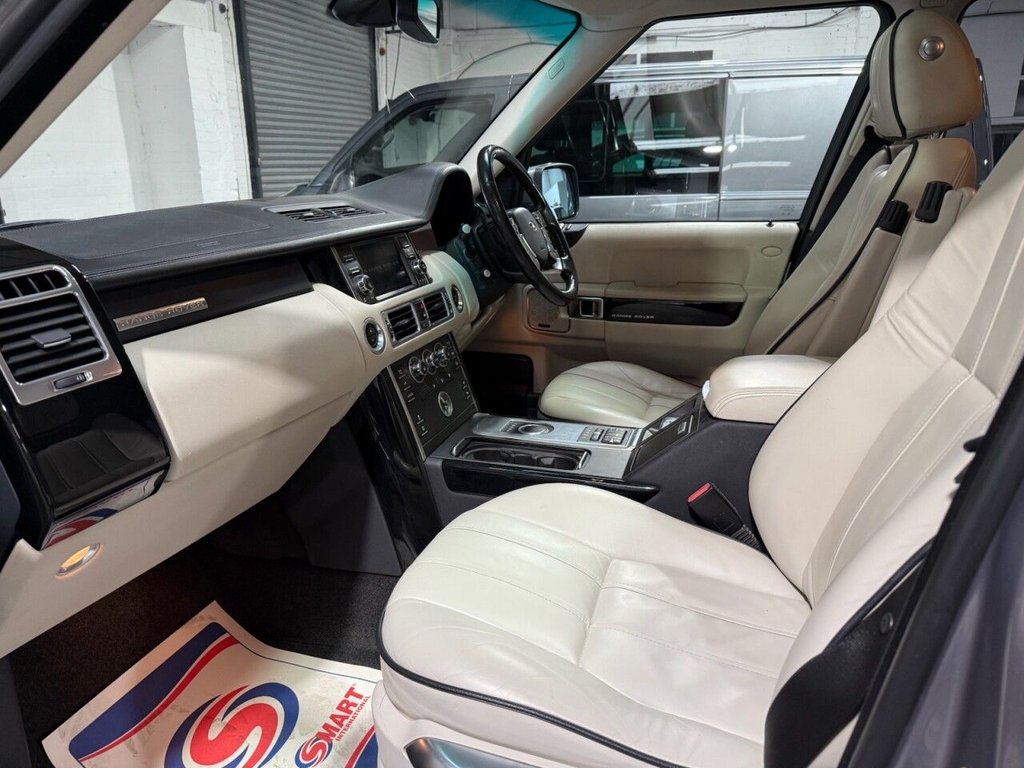 Used Land Rover Range Rover 2011 for sale - 77139354: Photo 24