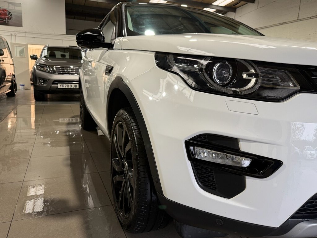Used Land Rover Discovery Sport 2015 for sale - 76535630: Photo 10