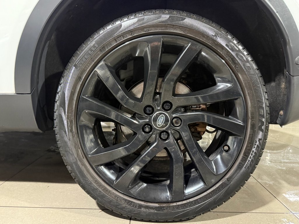 Used Land Rover Discovery Sport 2015 for sale - 76535630: Photo 13