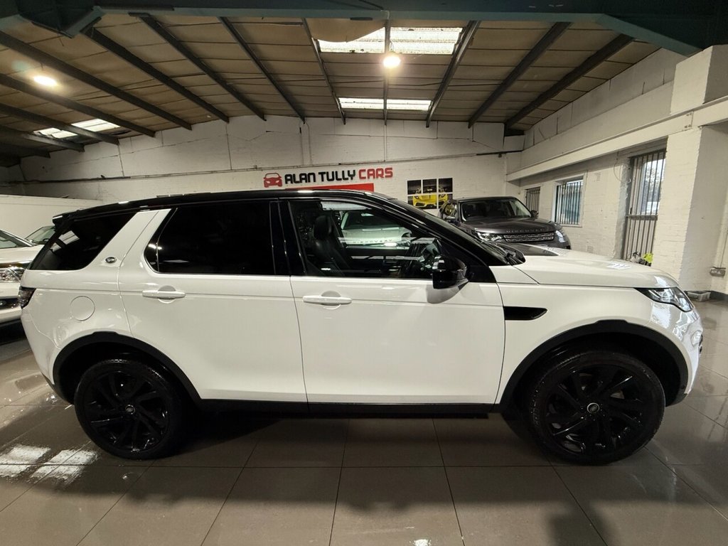 Used Land Rover Discovery Sport 2015 for sale - 76535630: Photo 8