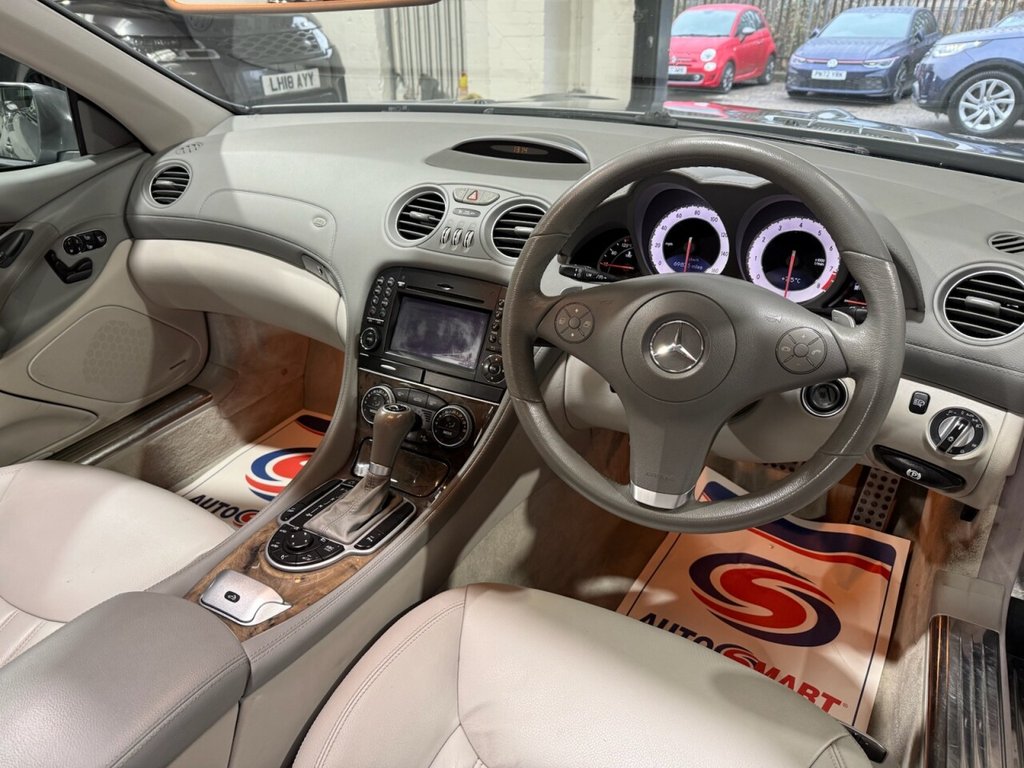 Used Mercedes-Benz SL 2009 for sale - 77276195: Photo 17