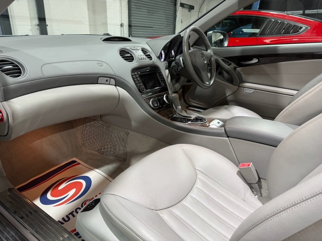 Used Mercedes-Benz SL 2009 for sale - 77276195: Photo 21