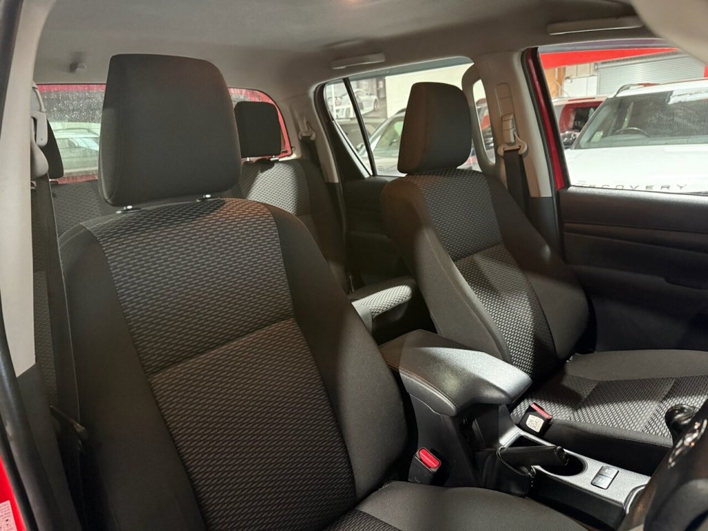 Used Toyota Hilux 2019 for sale - 76900426: Photo 19