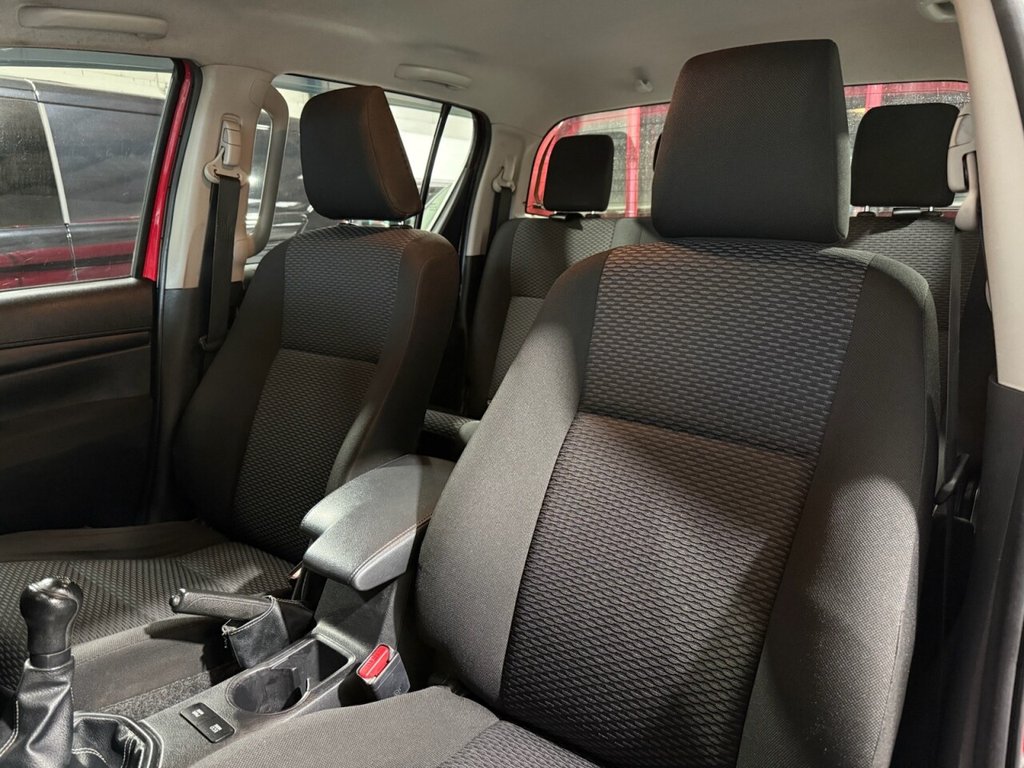 Used Toyota Hilux 2019 for sale - 76900426: Photo 26