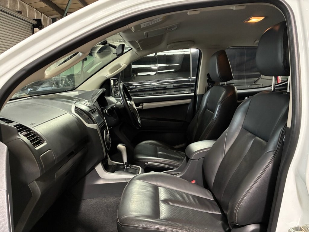 Used Isuzu D-Max 2015 for sale - 76783564: Photo 24