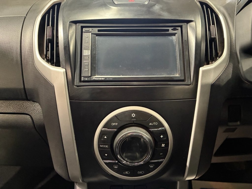 Used Isuzu D-Max 2015 for sale - 76783564: Photo 26