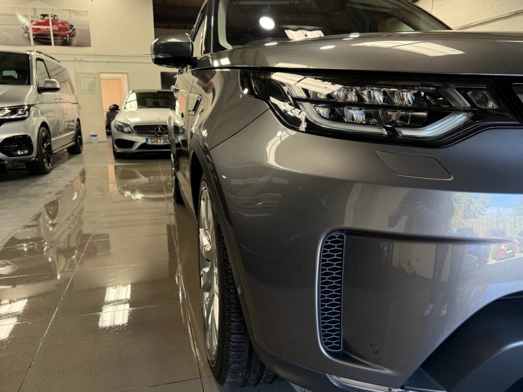 Used Land Rover Discovery 2017 for sale - 76783497: Photo 10