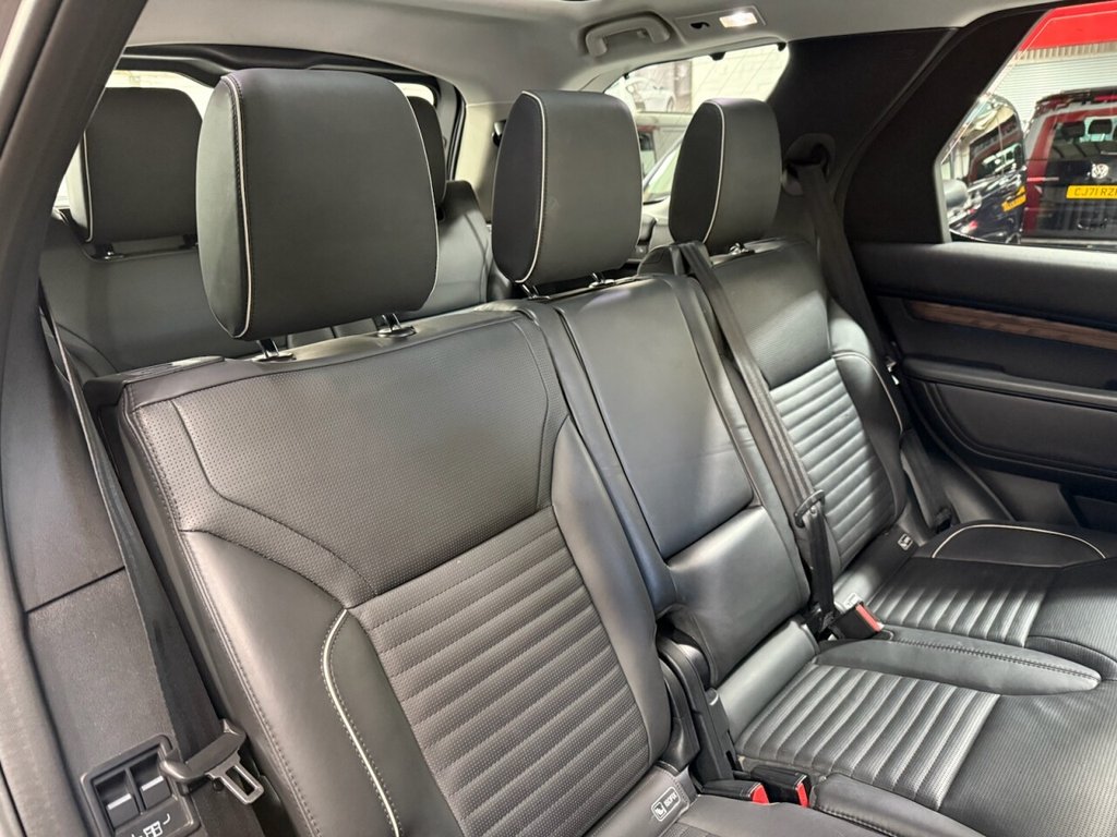 Used Land Rover Discovery 2017 for sale - 76783497: Photo 21