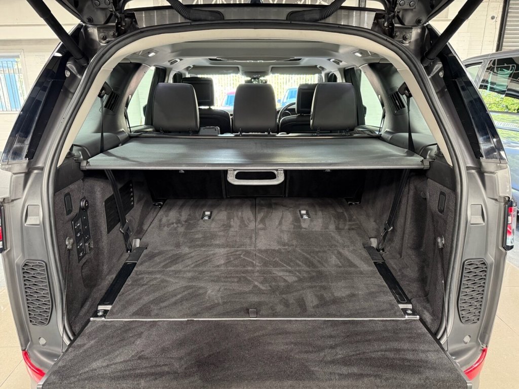 Used Land Rover Discovery 2017 for sale - 76783497: Photo 24