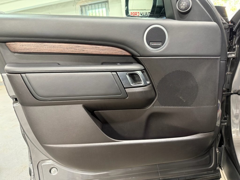 Used Land Rover Discovery 2017 for sale - 76783497: Photo 33