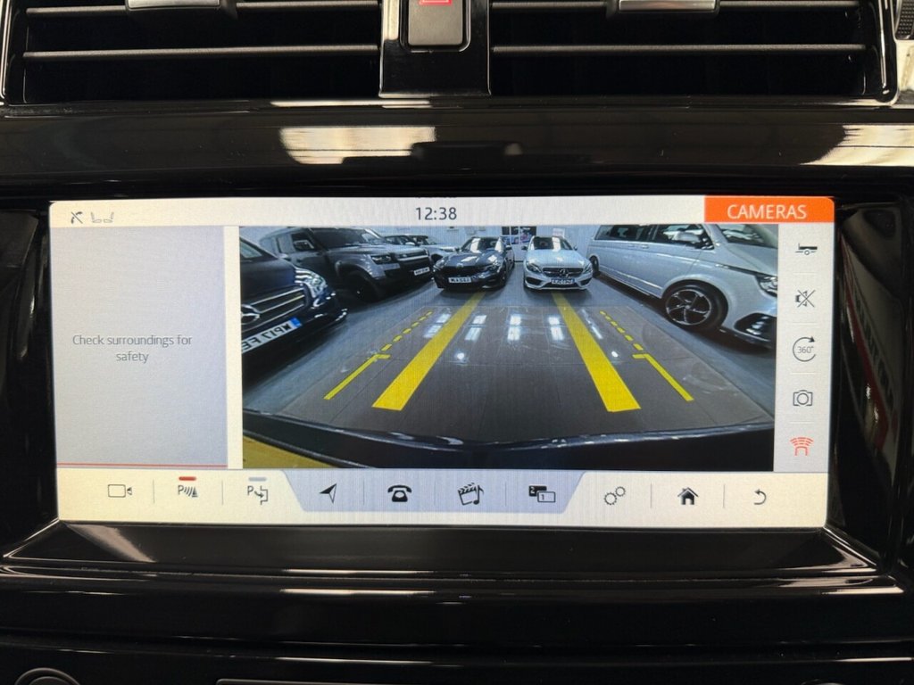 Used Land Rover Discovery 2017 for sale - 76783497: Photo 39