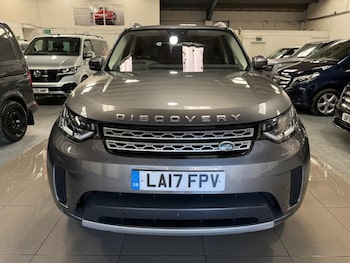 Used Land Rover Discovery 2017 for sale - 76783497: Photo