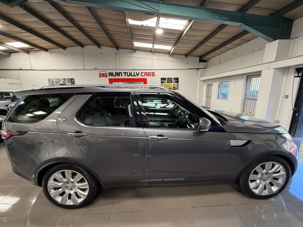 Used Land Rover Discovery 2017 for sale - 76783497: Photo 8