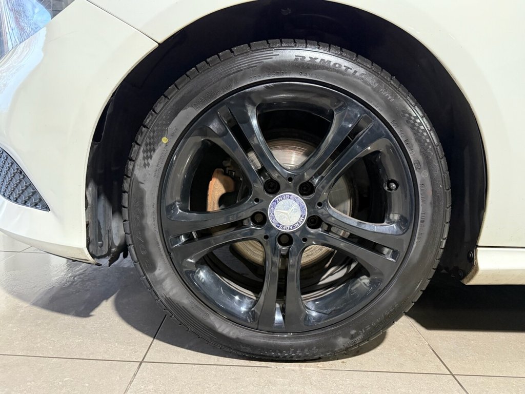 Used Mercedes-Benz A-Class 2014 for sale - 76655325: Photo 12