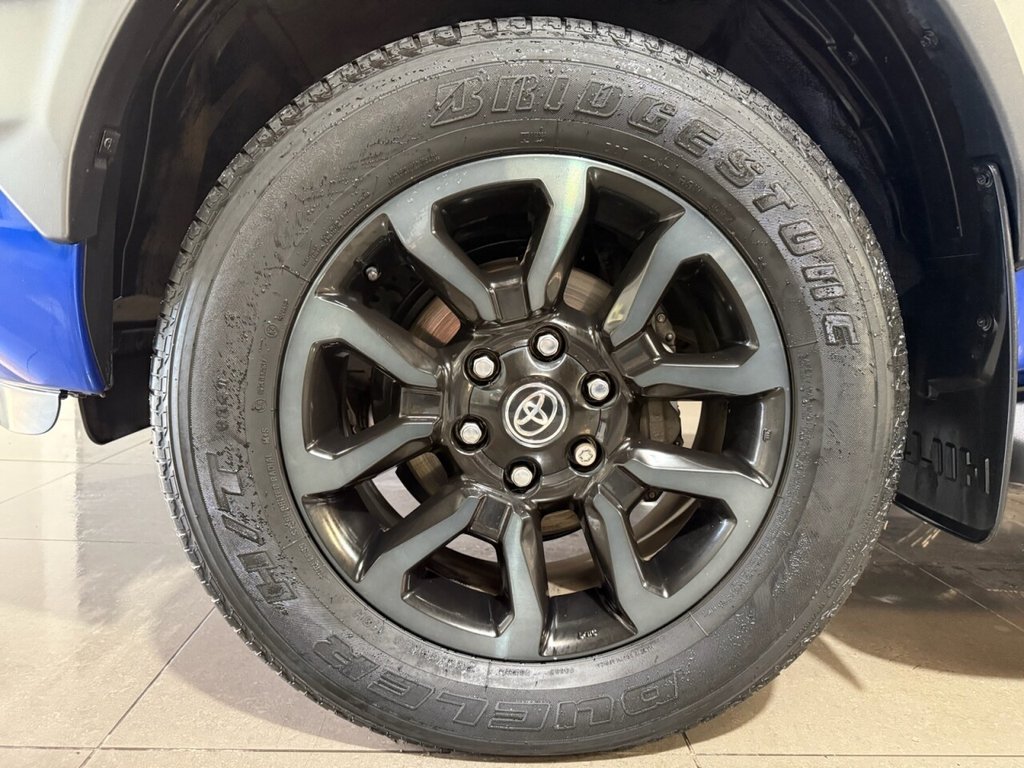 Used Toyota Hilux 2023 for sale - 76604738: Photo 12