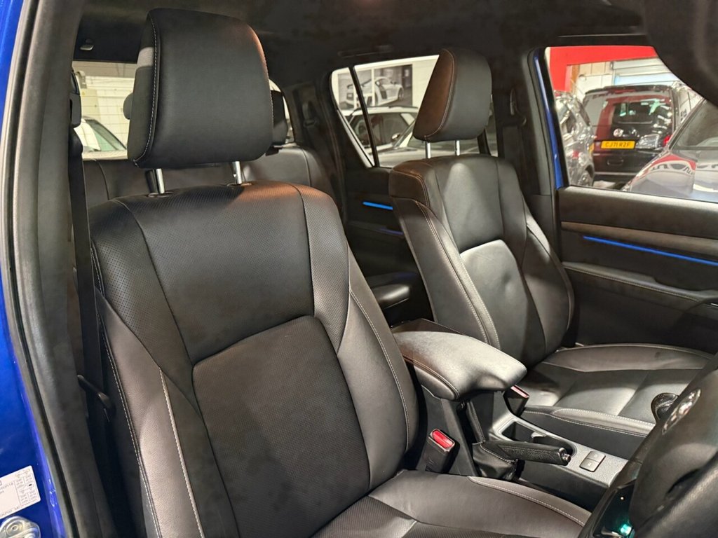 Used Toyota Hilux 2023 for sale - 76604738: Photo 19