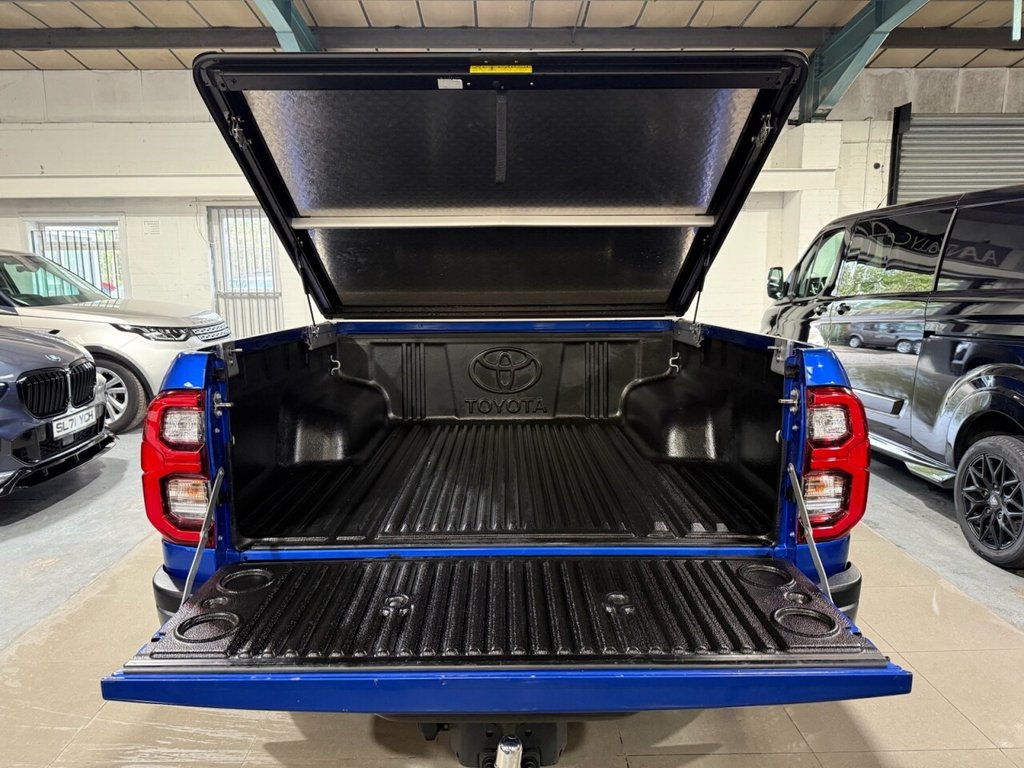Used Toyota Hilux 2023 for sale - 76604738: Photo 22