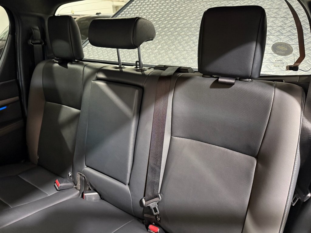 Used Toyota Hilux 2023 for sale - 76604738: Photo 24