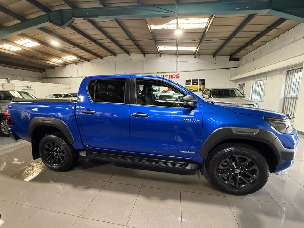Used Toyota Hilux 2023 for sale - 76604738: Photo 8