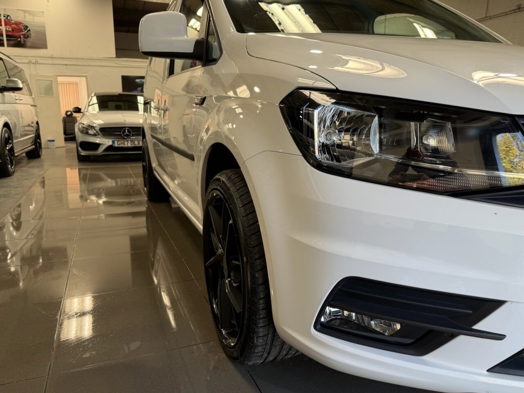 Used Volkswagen Caddy Maxi 2017 for sale - 76105661: Photo 10