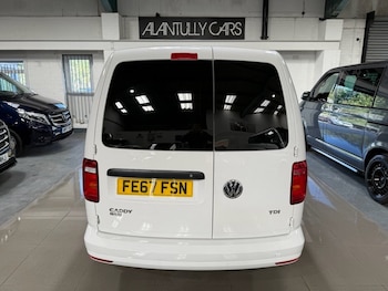 Used Volkswagen Caddy Maxi 2017 for sale - 76105661: Photo 4
