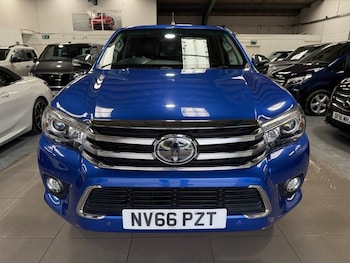 Used Toyota Hilux 2017 for sale - 76068485: Photo