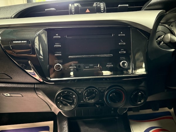 Used Toyota Hilux 2021 for sale - 75549342: Photo 27