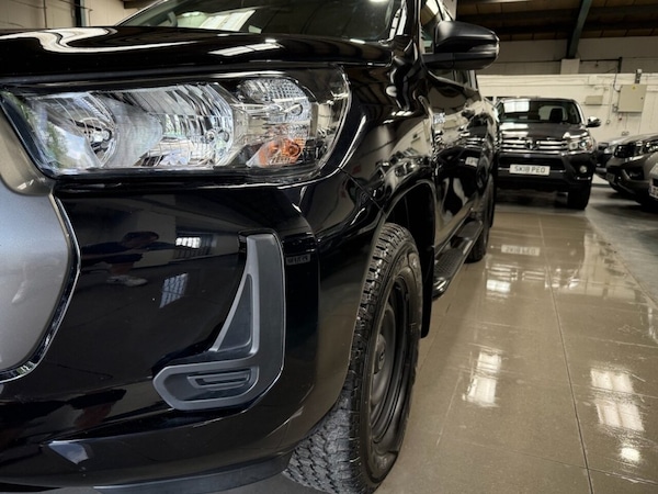 Used Toyota Hilux 2021 for sale - 75549342: Photo 9