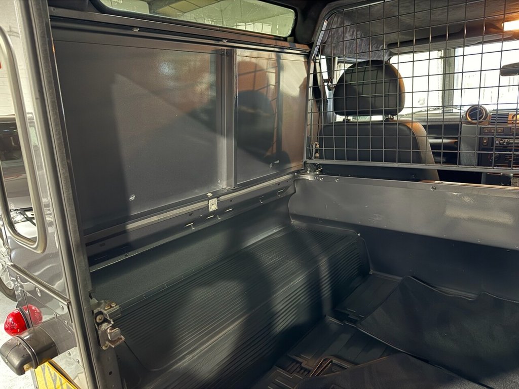 Used Land Rover Defender 2015 for sale - 76559199: Photo 21