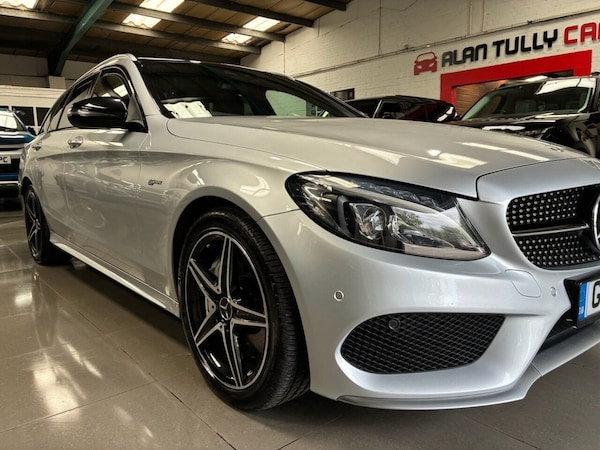 Used Mercedes-Benz C-Class 2017 for sale - 75653857: Photo 10