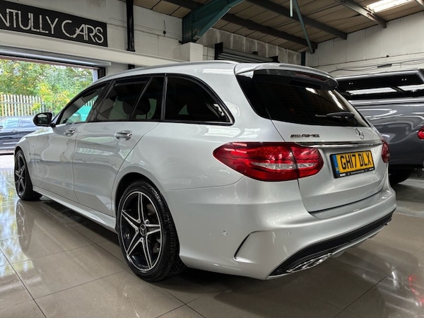 Used Mercedes-Benz C-Class 2017 for sale - 75653857: Photo 5