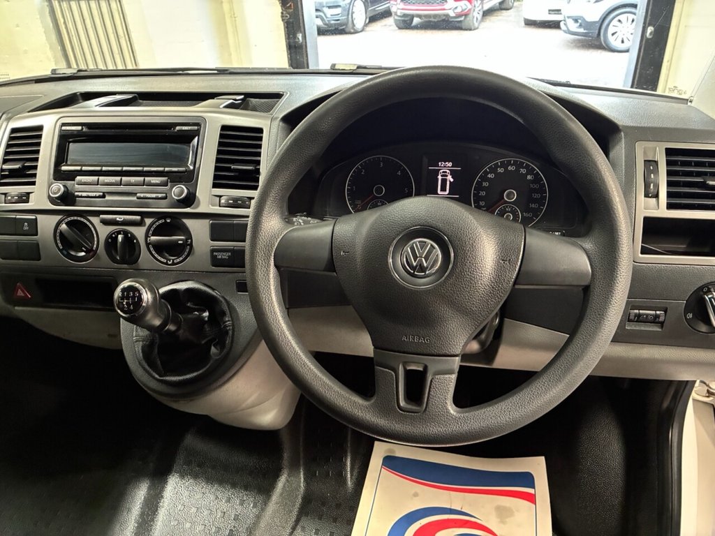 Used Volkswagen Transporter 2015 for sale - 76820655: Photo 18