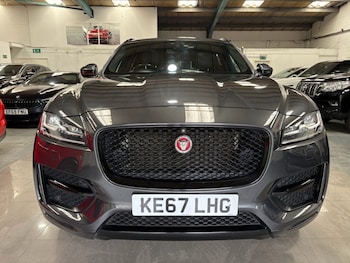Used Jaguar F-Pace 2017 for sale - 79059036: Photo