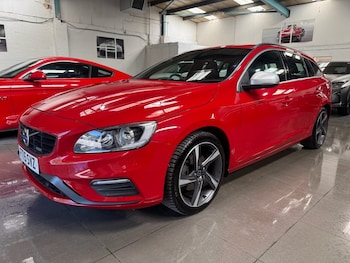 Used Volvo V60 2015 for sale - 79334093: Photo